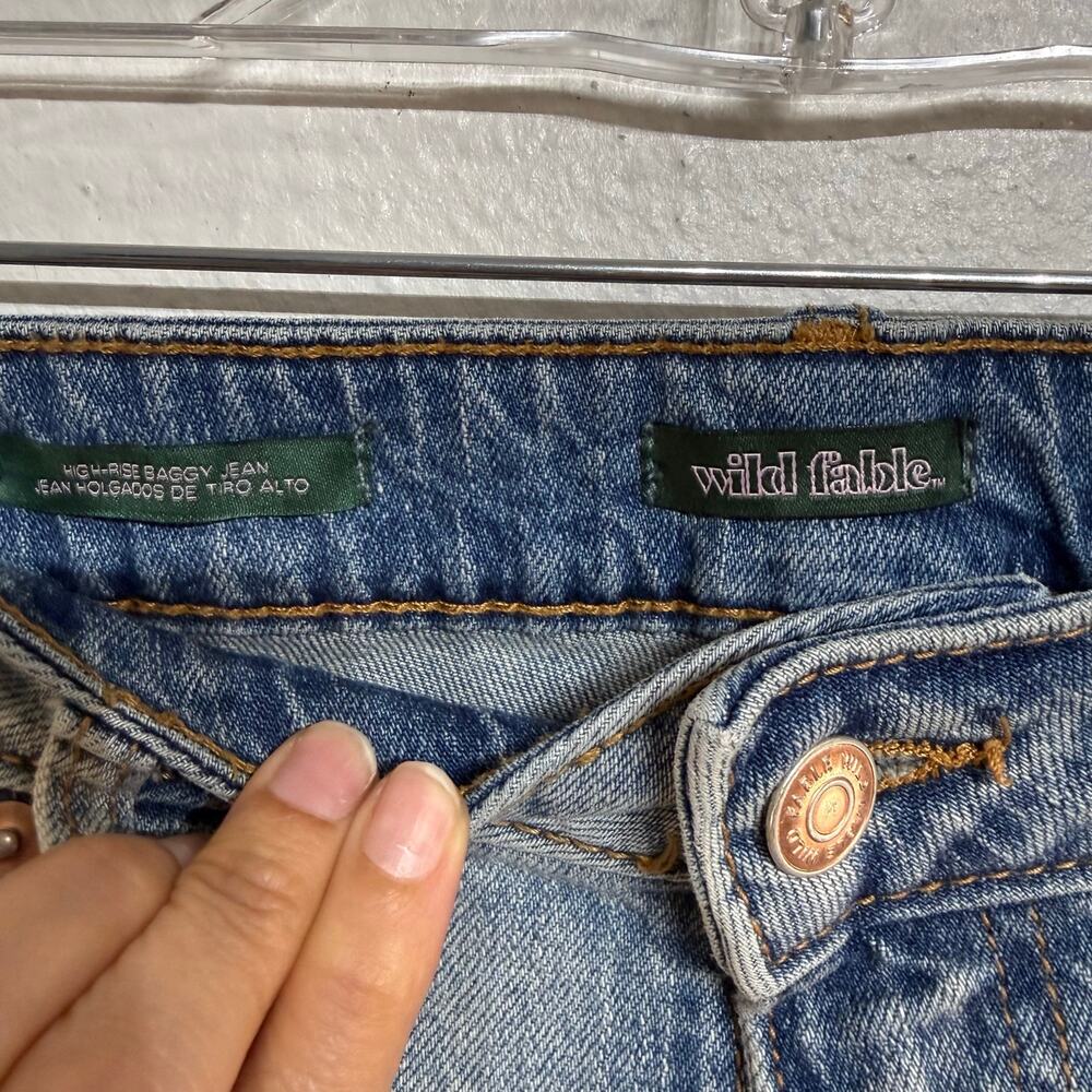 Wild Fable Light Wash High Rise Baggy Jeans Sz 10R - Picture 5 of 10